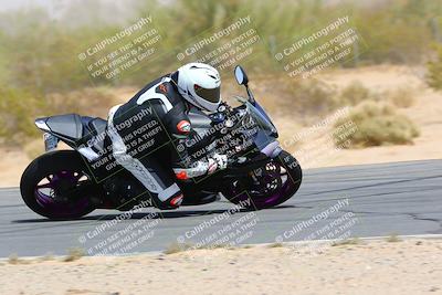 media/Mar-28-2022-Superbike Trackdays (Mon) [[b8603d0f67]]/Advanced Group (1pm-130pm)/Turn 9/